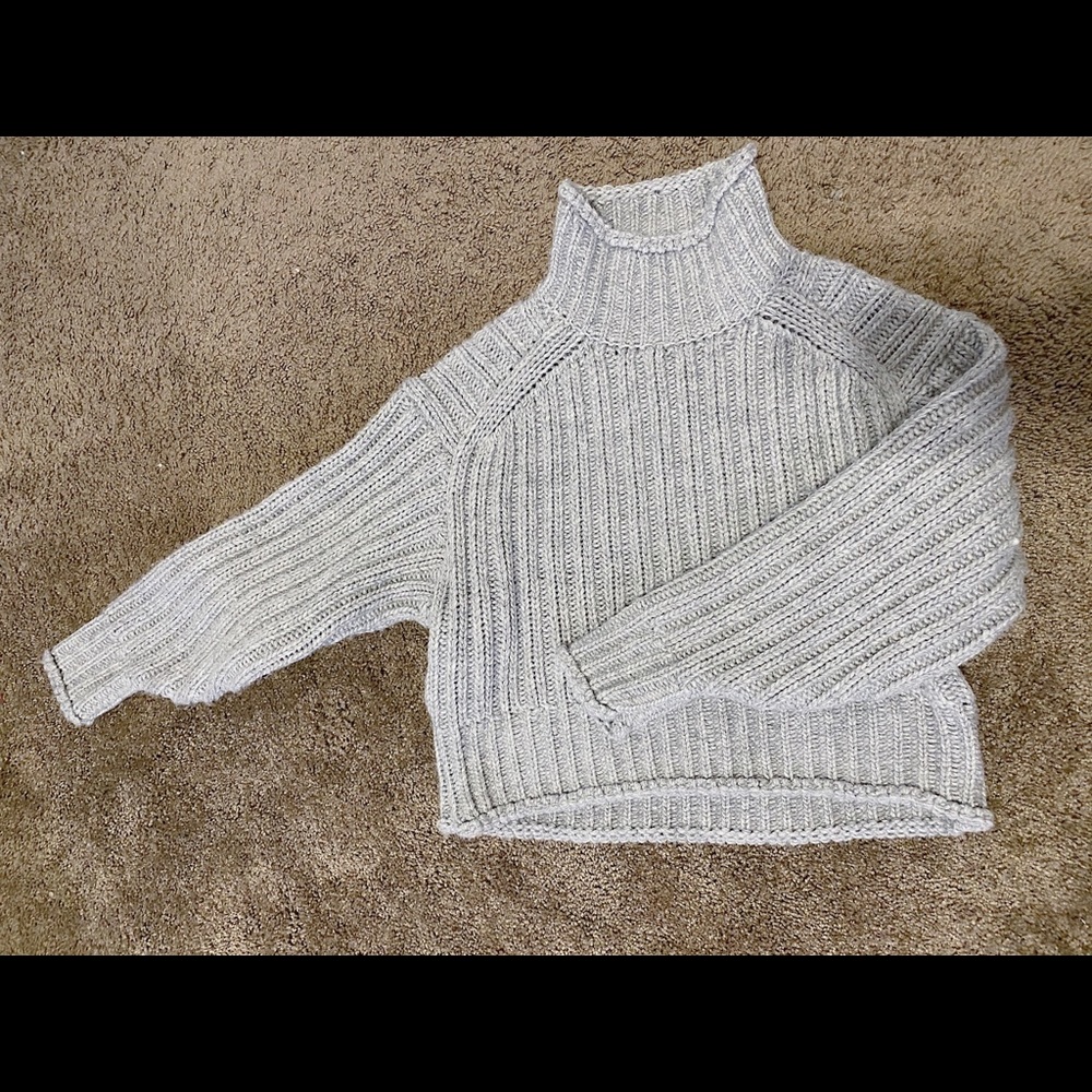 Turtle neck sweater - Picture 2 of 4